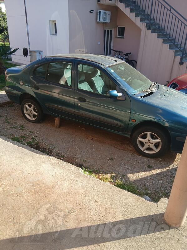 Renault - Megane - 1.6 benzin plin