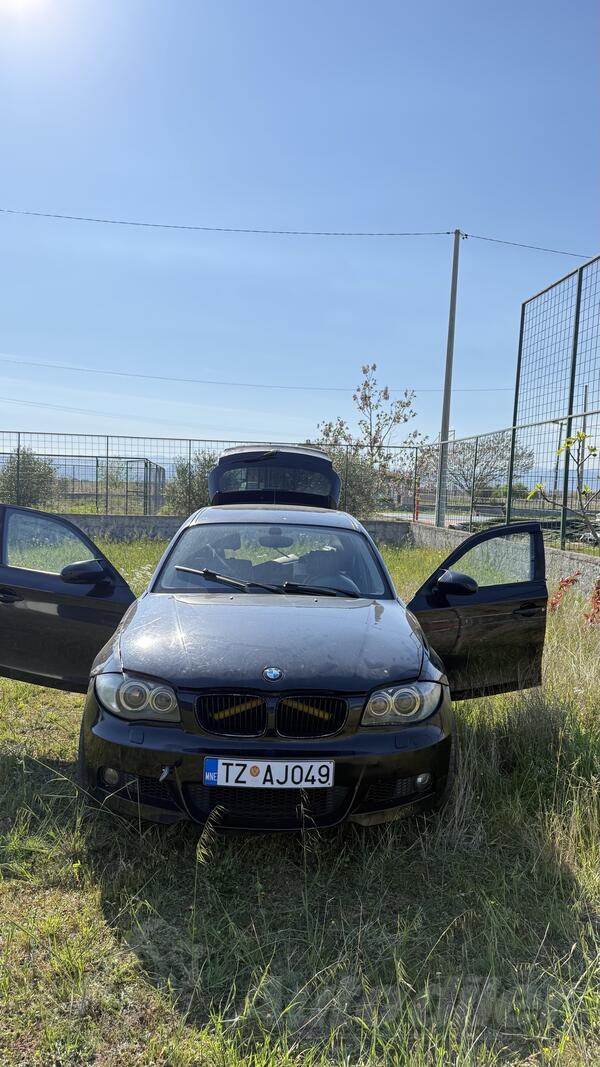 U djelovima BMW - 118 2.0