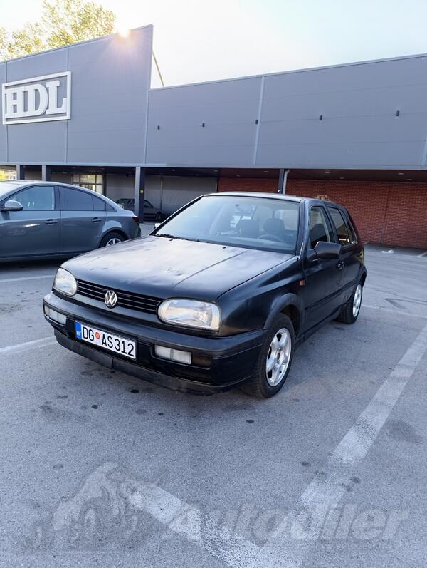 Volkswagen - Golf 3 - 1.8