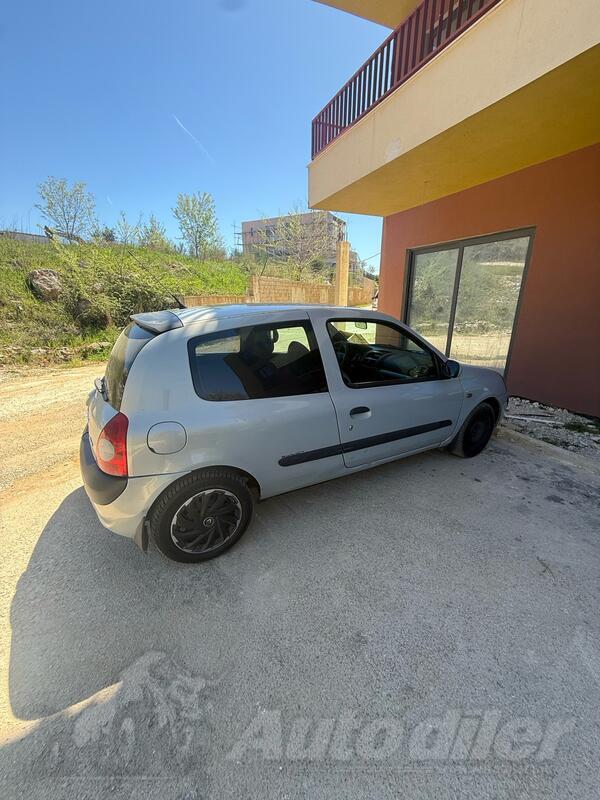 Renault - Clio - 1.5 DCI