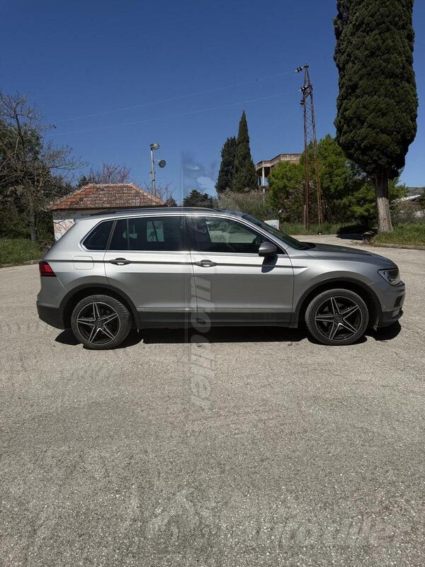 Volkswagen - Tiguan - 2.0 tdi