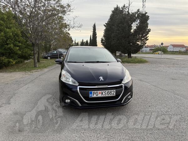 Peugeot - 208 - 1.6 HDI