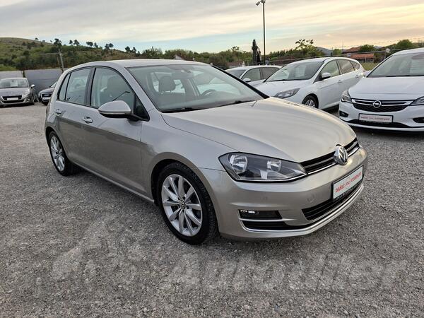 Volkswagen - Golf 7 - 1.6Tdi