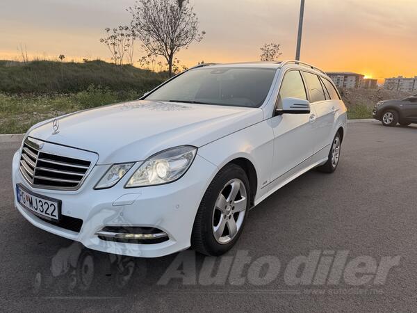 Mercedes Benz - E 220 - 220
