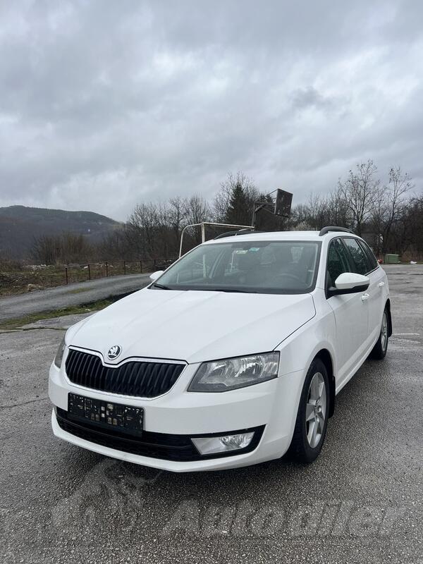 Škoda - Octavia - 1.6