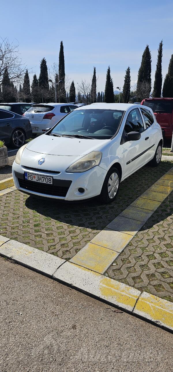 Renault - Clio - 1.5 dci