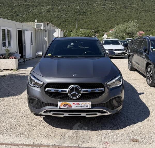 Mercedes Benz - GLA 200 - 2.0d