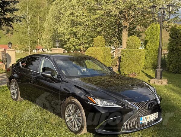 Lexus - ES 300 - H