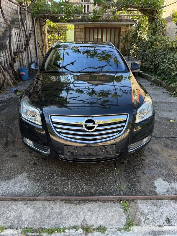 Opel - Insignia - 2.0