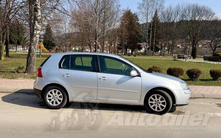 Volkswagen - Golf 5 - 1.9 TDI