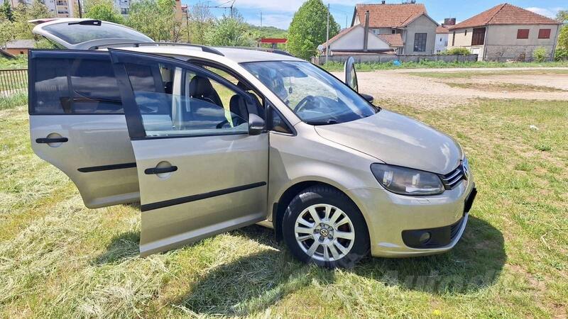 Volkswagen - Touran - 1.6TDI-DSG-7sjedišta
