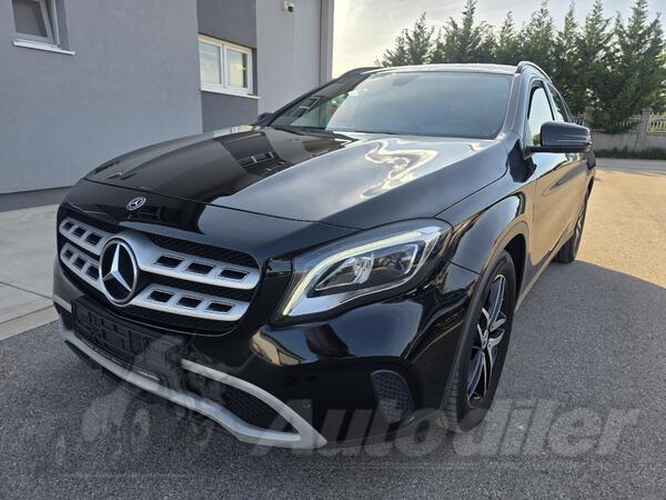 Mercedes Benz - GLA 200 - AMG