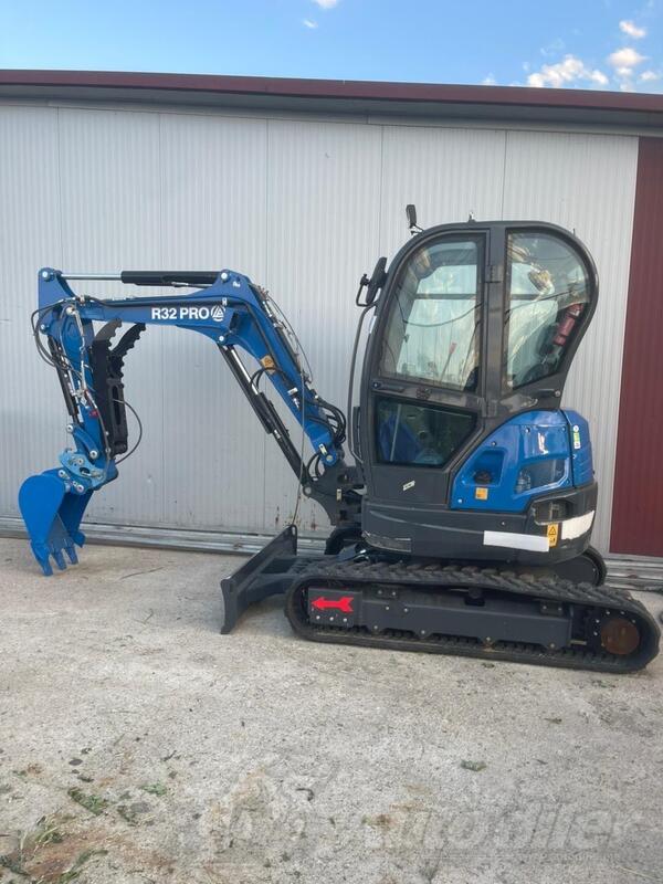Komatsu - r-32