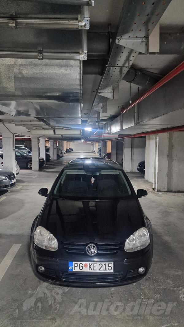 Volkswagen - Golf 5 - 2.0