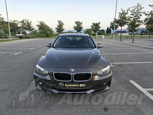 BMW - 320 - 320 D