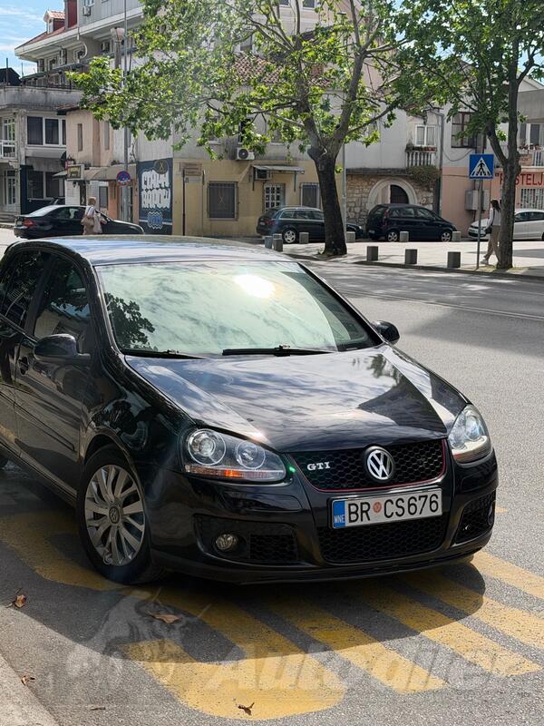 Volkswagen - Golf 5 - 1.9 BKC