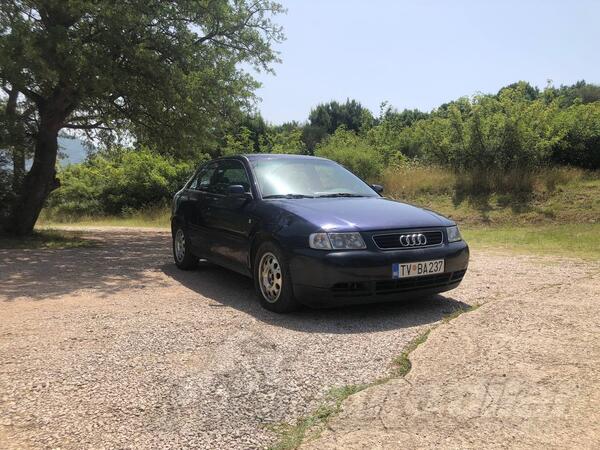 Audi - A3 - 1.8 benzin