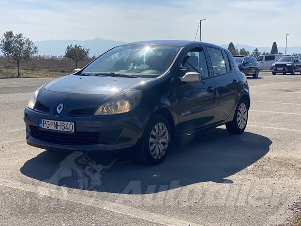 Renault - Clio - 1.5 DCI