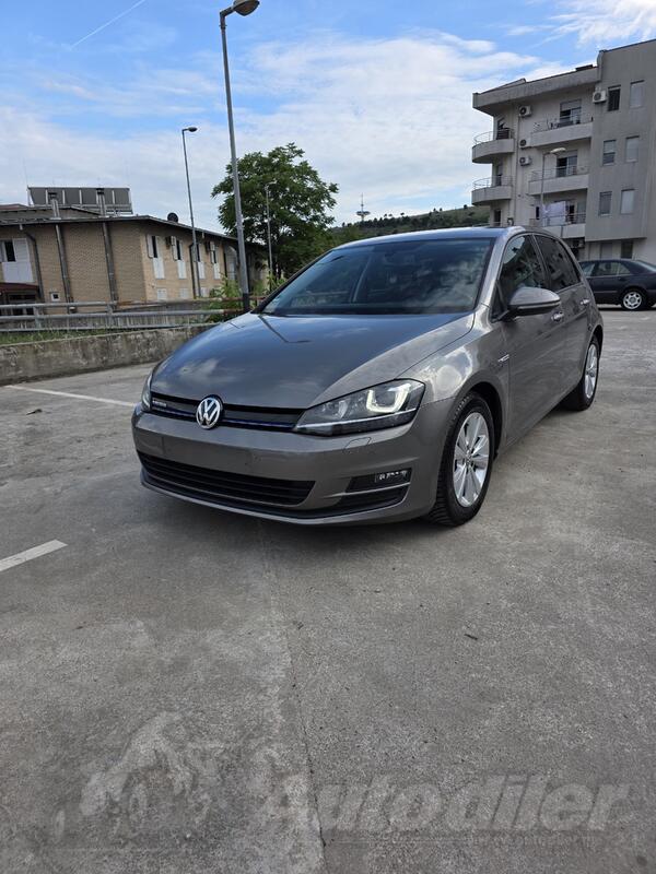Volkswagen - Golf 7 - 1.600