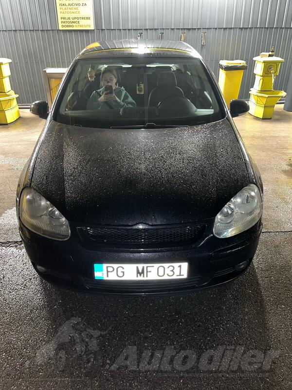 Volkswagen - Golf 5 - 2.0 tdi