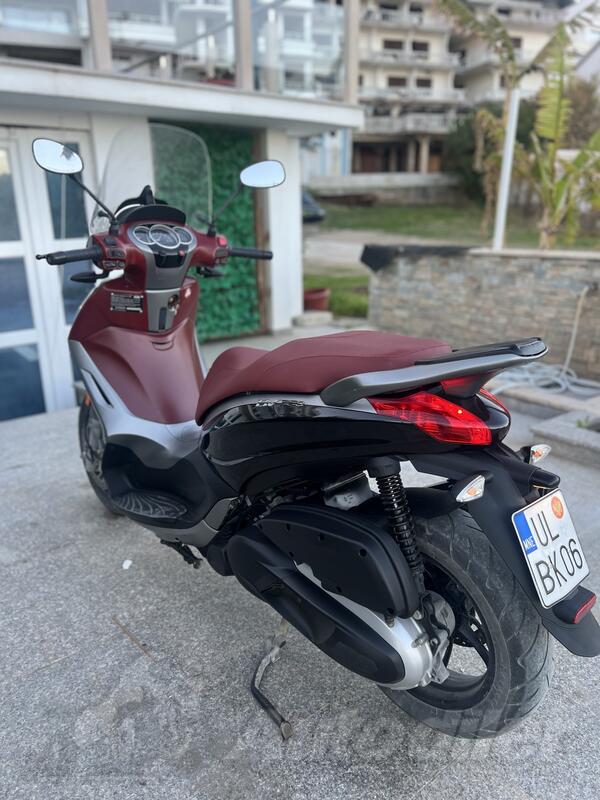 Piaggio - Beverly