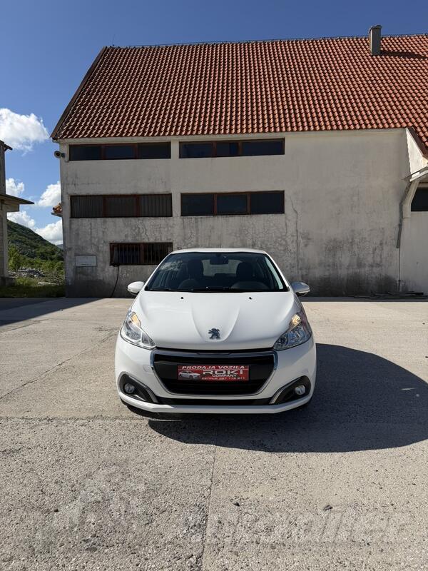 Peugeot - 208 - 1.5 HDI.06.2020