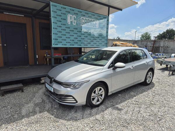 Volkswagen - Golf 8 - DSG