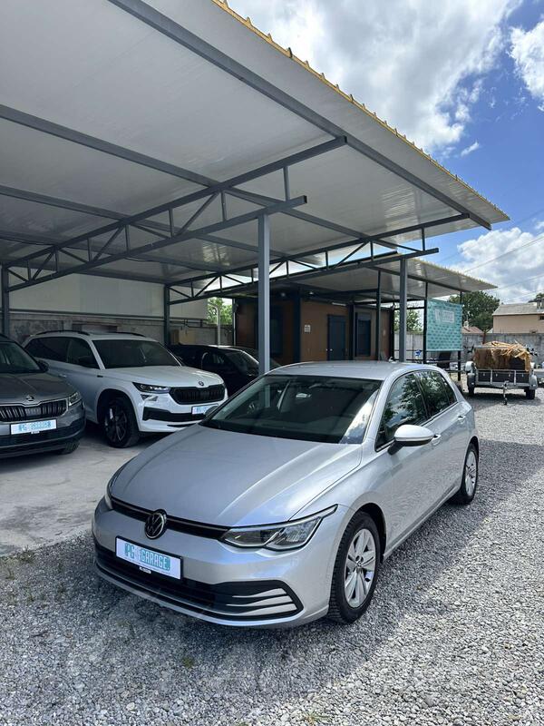 Volkswagen - Golf 8 - DSG