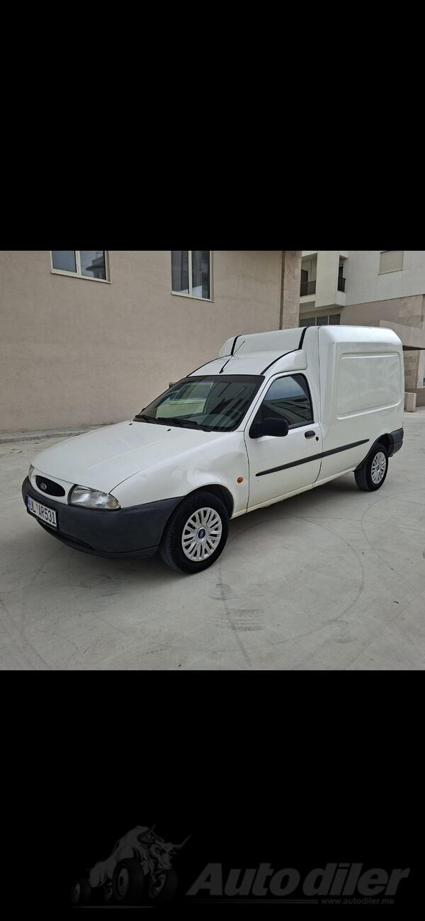 Ford - Courier - 1.3 i