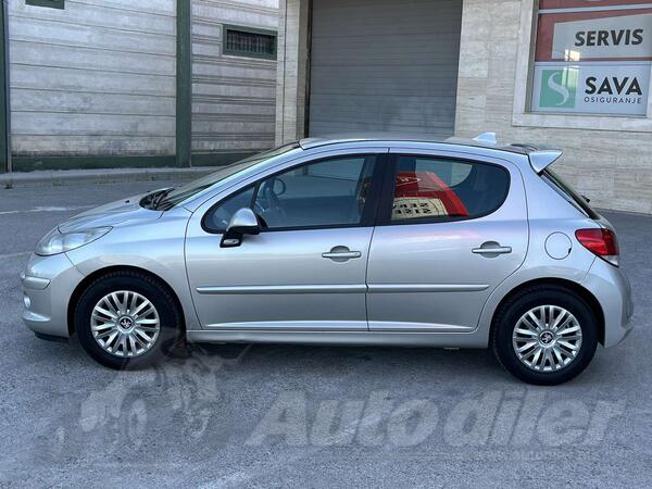 Peugeot - 207 - 1.4 HDI 50 kw 2006