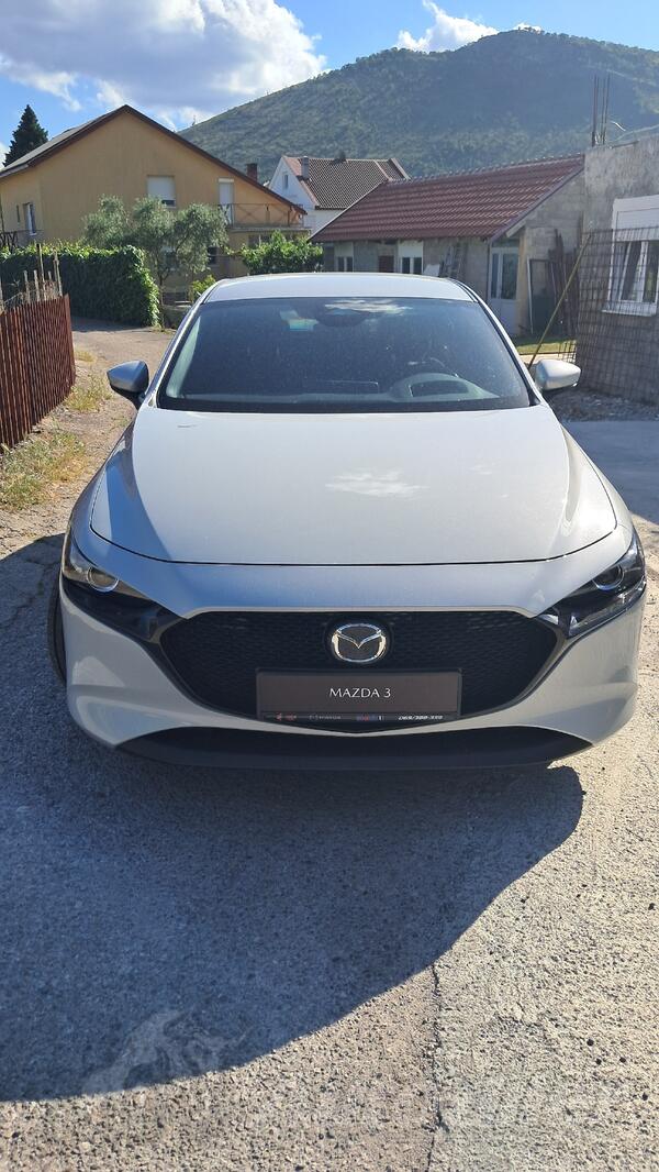 Mazda - 3 - hibrid