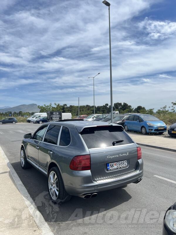 Porsche - Cayenne - Turbo