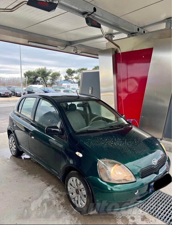 Toyota - Yaris - 1.0