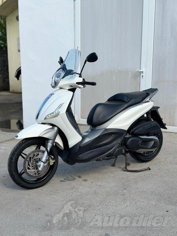 Piaggio - beverly