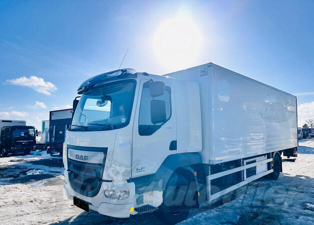 DAF - LF 280 Kamion hladnjača + rampa / LTK774