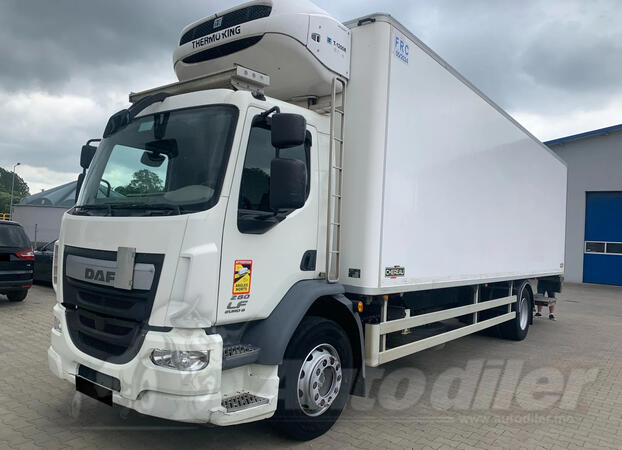 DAF - LF 280 Kamion hladnjača + rampa / LTK775