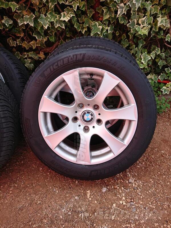 Fabričke rims and Michelin tires