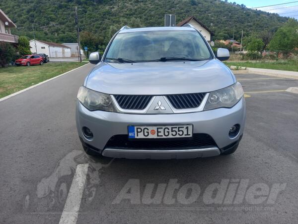Mitsubishi - Outlander - 20