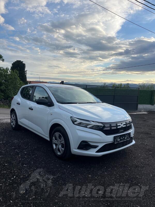 Dacia - Sandero - 999
