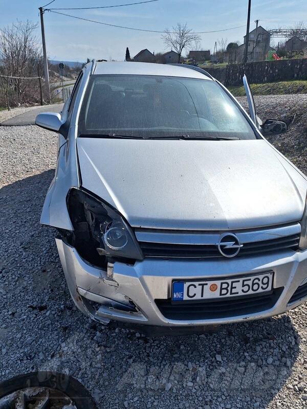 Opel - Astra - 1 9 cdti