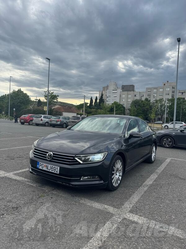 Volkswagen - Passat - 1.6