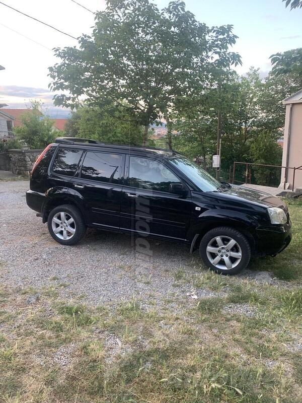 Nissan - X-Trail - 2.2