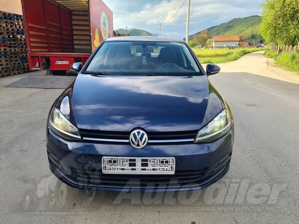 Volkswagen - Golf 7 - 2.0 TDI