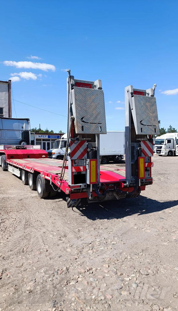 Fliegl - SDS 470T poluprikolica sa niskom platformom / LTK854