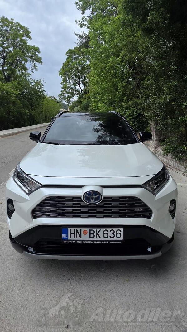 Toyota - RAV 4 - 2.5