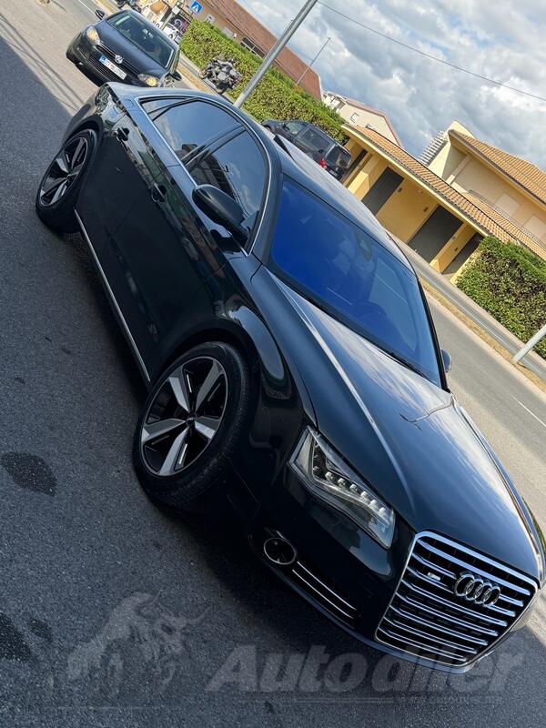 Audi - A8 - 3.0