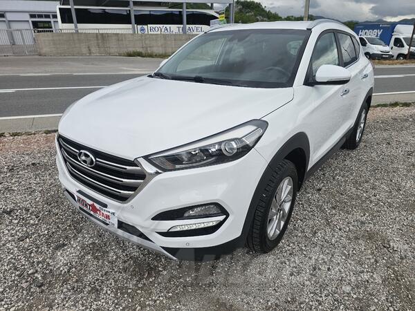 Hyundai - Tucson - 1.7crdi