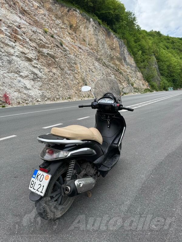 Piaggio - Beverly