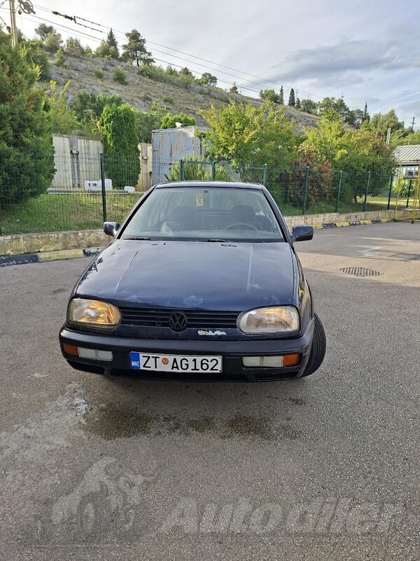 Volkswagen - Golf 3 - 1.6
