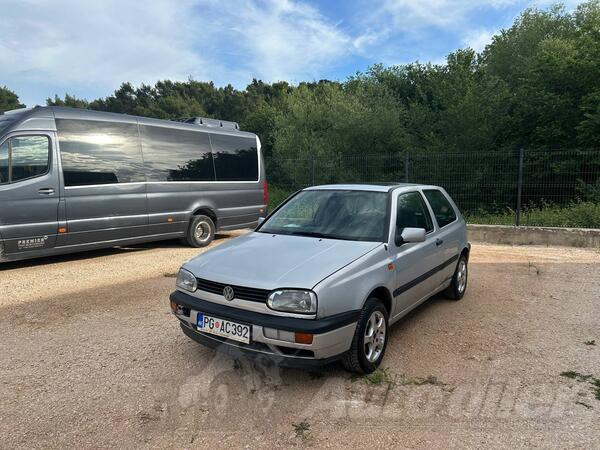 Volkswagen - Golf 3 - 1.6
